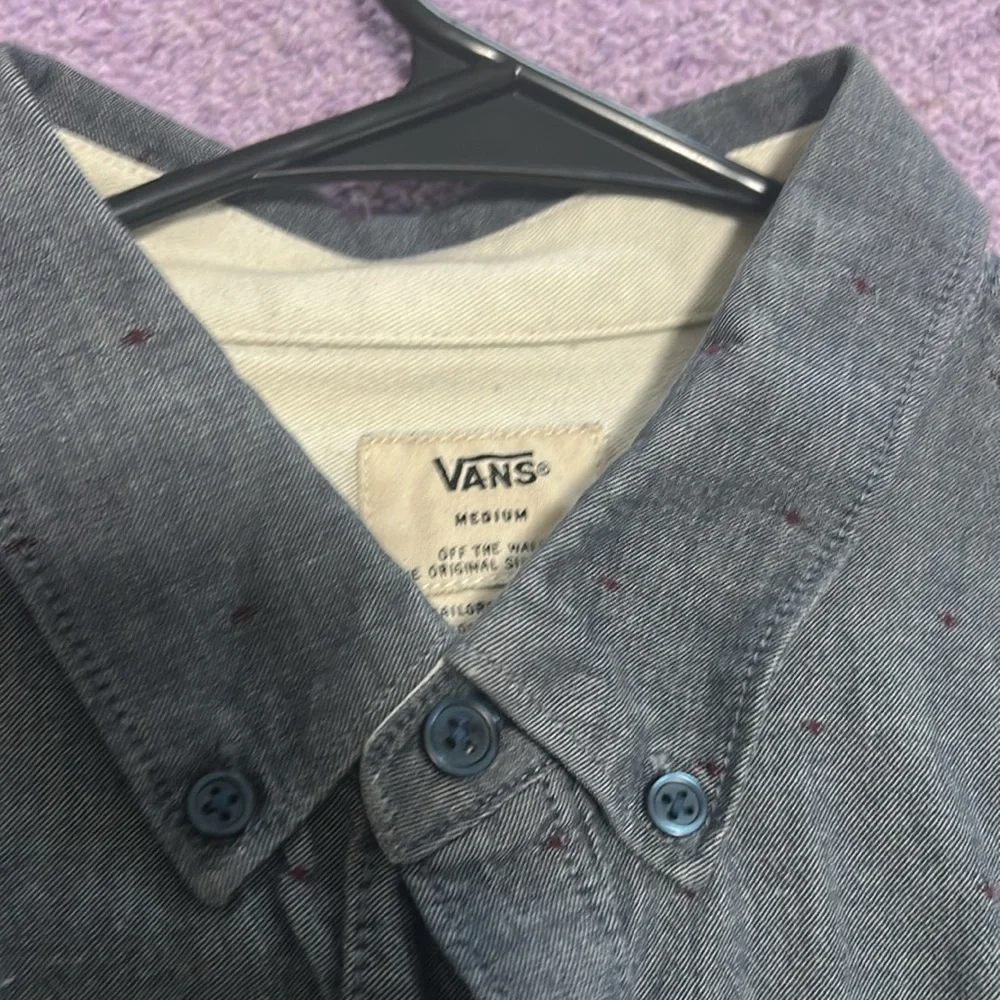 Vans Button Down - Picture 4 of 4